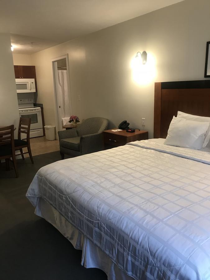 Crescent Suites Hotel Waltham Exteriör bild