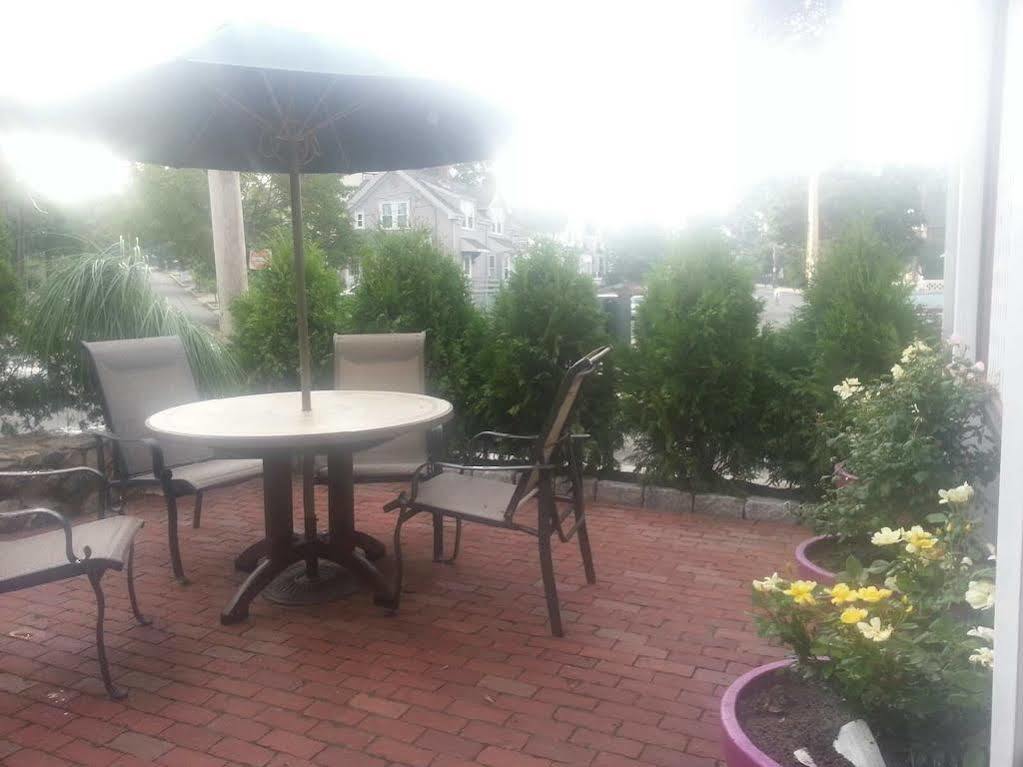 Crescent Suites Hotel Waltham Exteriör bild